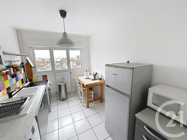 Appartement T2 à louer - 2 pièces - 44.16 m2 - REIMS - 51 - CHAMPAGNE-ARDENNE - Century 21 Martinot Immobilier