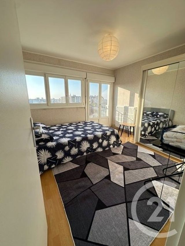 Appartement T2 à louer - 2 pièces - 44.16 m2 - REIMS - 51 - CHAMPAGNE-ARDENNE - Century 21 Martinot Immobilier