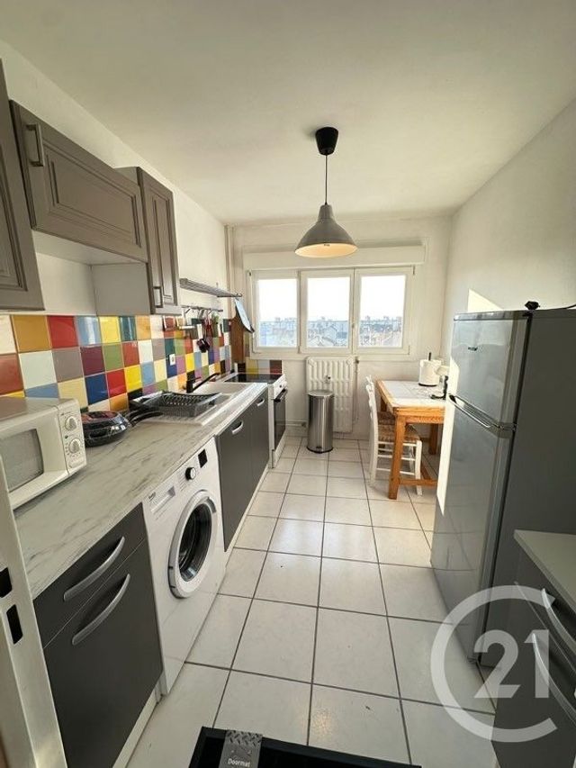 Appartement T2 à louer - 2 pièces - 44.16 m2 - REIMS - 51 - CHAMPAGNE-ARDENNE - Century 21 Martinot Immobilier