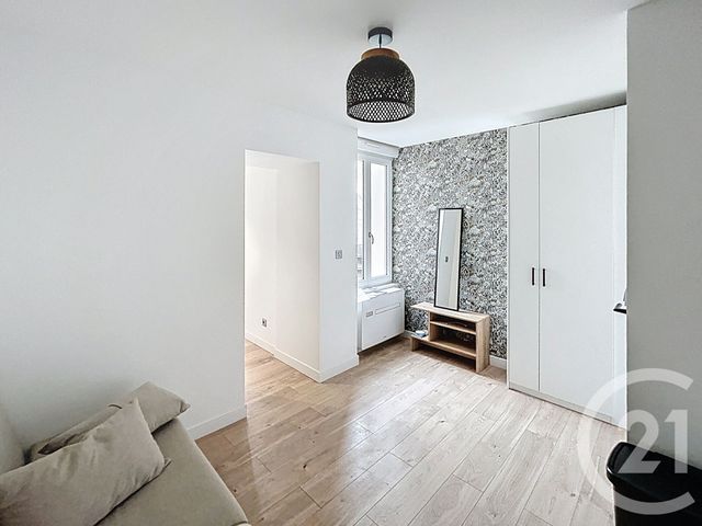 Appartement T2 à louer - 2 pièces - 21.5 m2 - REIMS - 51 - CHAMPAGNE-ARDENNE - Century 21 Martinot Immobilier