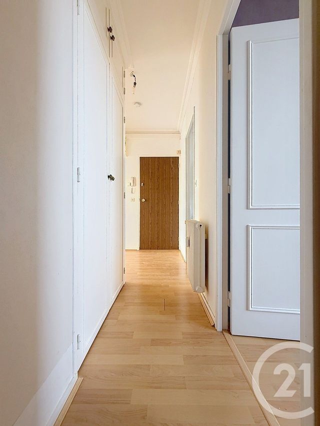 Appartement T3 à vendre - 3 pièces - 54.21 m2 - REIMS - 51 - CHAMPAGNE-ARDENNE - Century 21 Martinot Immobilier