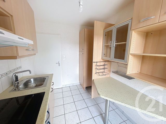 Appartement F2 à louer - 2 pièces - 55.2 m2 - REIMS - 51 - CHAMPAGNE-ARDENNE - Century 21 Martinot Immobilier