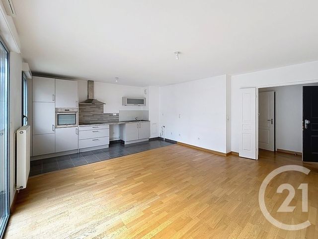 Appartement F3 à louer - 3 pièces - 66.65 m2 - REIMS - 51 - CHAMPAGNE-ARDENNE - Century 21 Martinot Immobilier