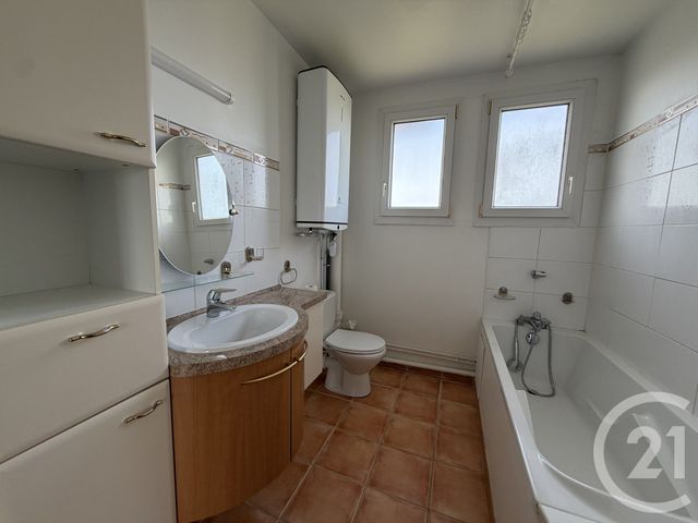 Appartement F3 à louer - 3 pièces - 64.0 m2 - REIMS - 51 - CHAMPAGNE-ARDENNE - Century 21 Martinot Immobilier