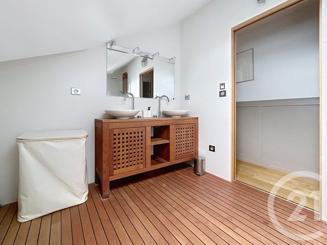 Appartement T2 à louer - 2 pièces - 55.56 m2 - REIMS - 51 - CHAMPAGNE-ARDENNE - Century 21 Martinot Immobilier