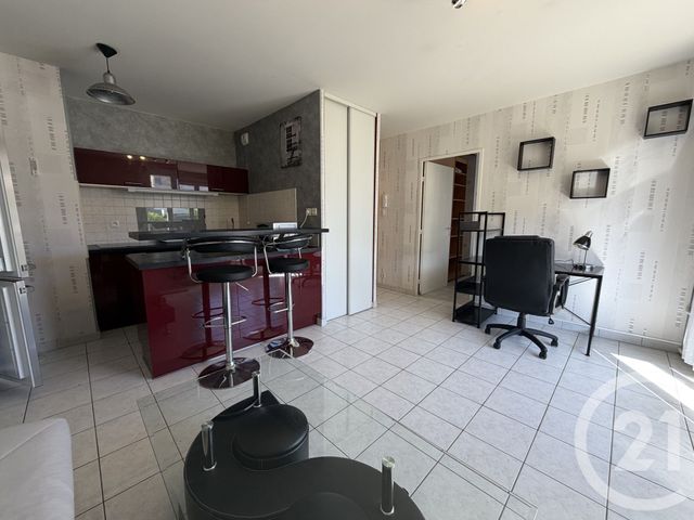 Appartement F2 à louer - 2 pièces - 36.93 m2 - REIMS - 51 - CHAMPAGNE-ARDENNE - Century 21 Martinot Immobilier
