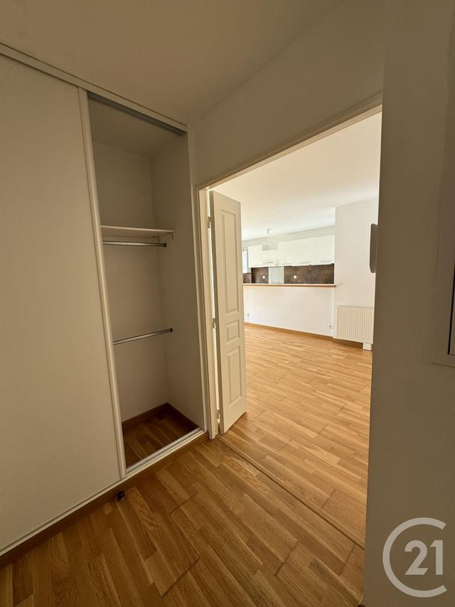 Appartement F3 à louer - 3 pièces - 63.6 m2 - REIMS - 51 - CHAMPAGNE-ARDENNE - Century 21 Martinot Immobilier