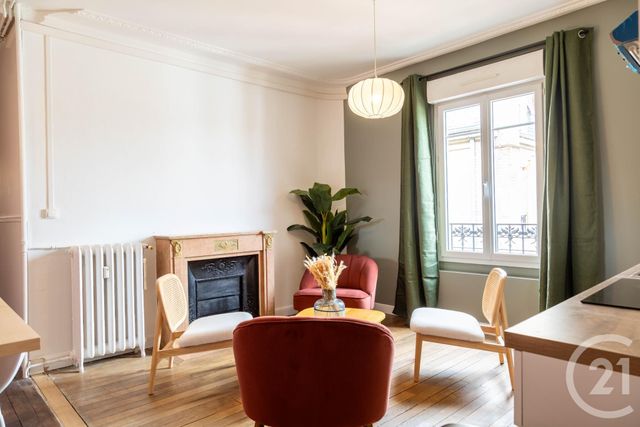 Appartement T5 à louer - 5 pièces - 96.98 m2 - REIMS - 51 - CHAMPAGNE-ARDENNE - Century 21 Martinot Immobilier