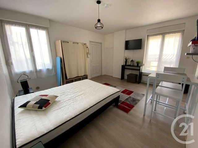 Appartement Studio à louer - 1 pièce - 20.1 m2 - REIMS - 51 - CHAMPAGNE-ARDENNE - Century 21 Martinot Immobilier