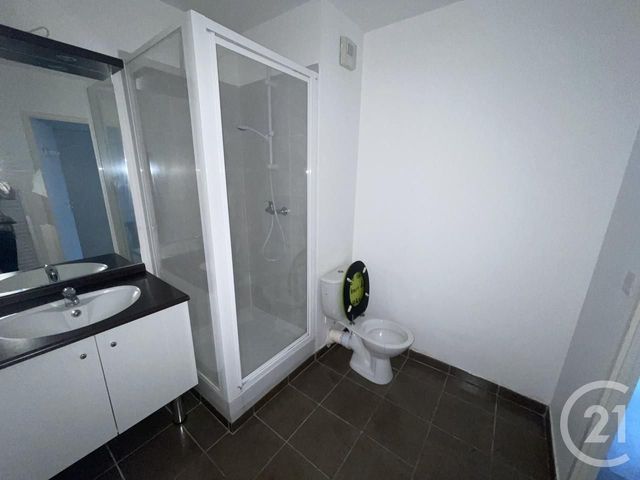 Appartement F2 à louer - 2 pièces - 40.0 m2 - REIMS - 51 - CHAMPAGNE-ARDENNE - Century 21 Martinot Immobilier