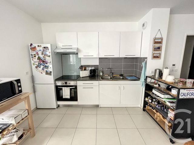 Appartement F2 à louer - 2 pièces - 46.79 m2 - REIMS - 51 - CHAMPAGNE-ARDENNE - Century 21 Martinot Immobilier