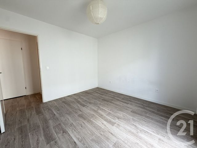 Appartement F3 à louer - 3 pièces - 61.46 m2 - REIMS - 51 - CHAMPAGNE-ARDENNE - Century 21 Martinot Immobilier