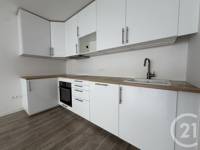 Appartement F3 à louer - 3 pièces - 61.46 m2 - REIMS - 51 - CHAMPAGNE-ARDENNE - Century 21 Martinot Immobilier