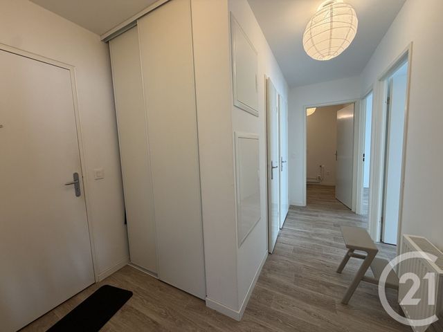 Appartement F3 à louer - 3 pièces - 61.46 m2 - REIMS - 51 - CHAMPAGNE-ARDENNE - Century 21 Martinot Immobilier