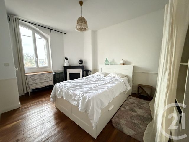 Appartement F3 à louer - 3 pièces - 68.4 m2 - REIMS - 51 - CHAMPAGNE-ARDENNE - Century 21 Martinot Immobilier