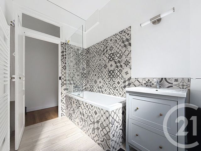 Appartement F3 à vendre - 3 pièces - 82.11 m2 - REIMS - 51 - CHAMPAGNE-ARDENNE - Century 21 Martinot Immobilier