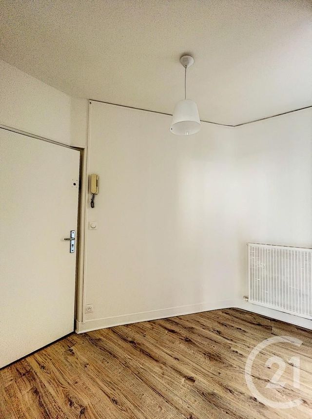 Appartement F1 à louer - 1 pièce - 15.1 m2 - REIMS - 51 - CHAMPAGNE-ARDENNE - Century 21 Martinot Immobilier