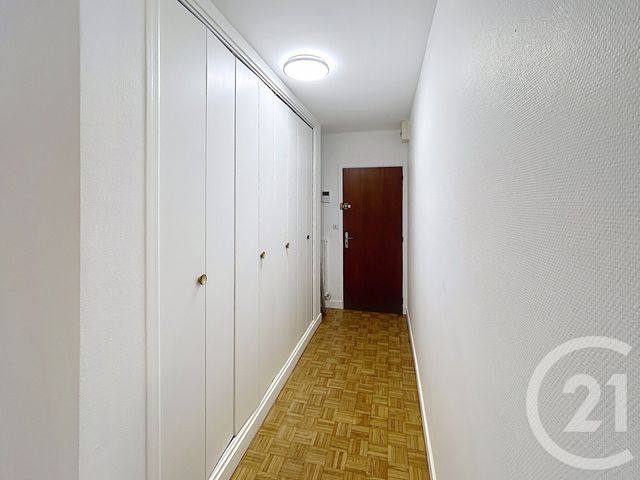 Appartement T5 à louer - 5 pièces - 110.57 m2 - REIMS - 51 - CHAMPAGNE-ARDENNE - Century 21 Martinot Immobilier