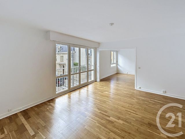 Appartement T5 à louer - 5 pièces - 110.57 m2 - REIMS - 51 - CHAMPAGNE-ARDENNE - Century 21 Martinot Immobilier