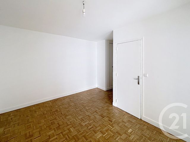 Appartement T5 à louer - 5 pièces - 110.57 m2 - REIMS - 51 - CHAMPAGNE-ARDENNE - Century 21 Martinot Immobilier