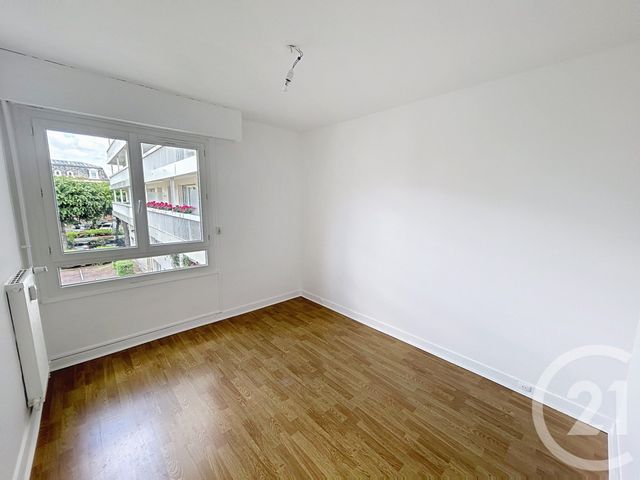 Appartement T5 à louer - 5 pièces - 110.57 m2 - REIMS - 51 - CHAMPAGNE-ARDENNE - Century 21 Martinot Immobilier