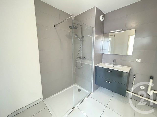 Appartement F2 à louer - 2 pièces - 42.6 m2 - REIMS - 51 - CHAMPAGNE-ARDENNE - Century 21 Martinot Immobilier