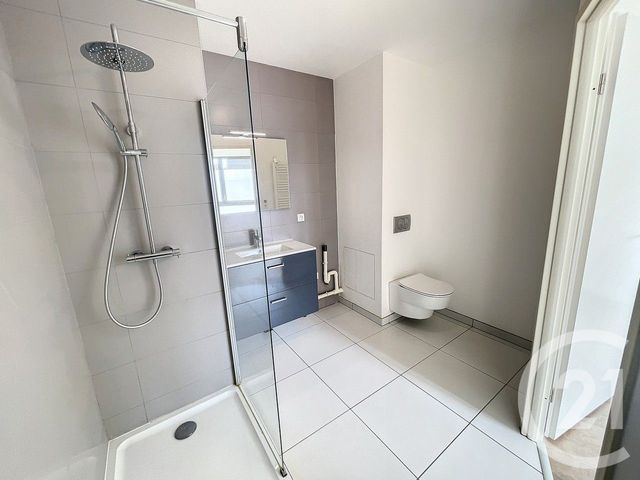 Appartement F2 à louer - 2 pièces - 42.6 m2 - REIMS - 51 - CHAMPAGNE-ARDENNE - Century 21 Martinot Immobilier