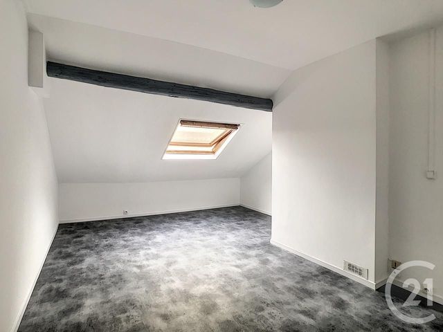 Appartement F1 bis à louer - 2 pièces - 36.35 m2 - REIMS - 51 - CHAMPAGNE-ARDENNE - Century 21 Martinot Immobilier
