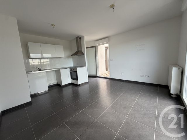 Appartement F2 à louer - 2 pièces - 43.9 m2 - BEZANNES - 51 - CHAMPAGNE-ARDENNE - Century 21 Martinot Immobilier