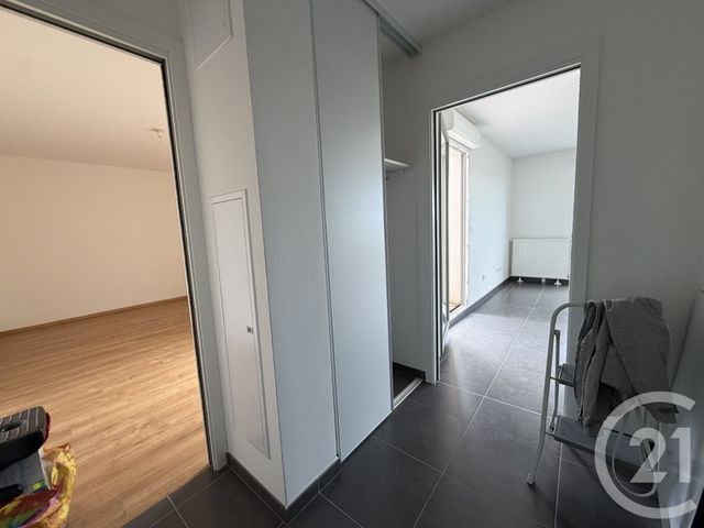 Appartement F2 à louer - 2 pièces - 43.9 m2 - BEZANNES - 51 - CHAMPAGNE-ARDENNE - Century 21 Martinot Immobilier