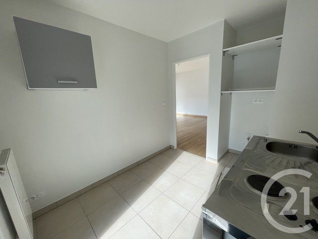 Appartement F1 à louer - 1 pièce - 35.6 m2 - REIMS - 51 - CHAMPAGNE-ARDENNE - Century 21 Martinot Immobilier