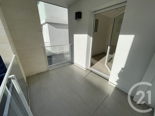 Appartement F1 à louer - 1 pièce - 35.6 m2 - REIMS - 51 - CHAMPAGNE-ARDENNE - Century 21 Martinot Immobilier