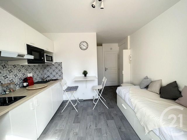 Appartement Studio à louer - 1 pièce - 15.78 m2 - REIMS - 51 - CHAMPAGNE-ARDENNE - Century 21 Martinot Immobilier