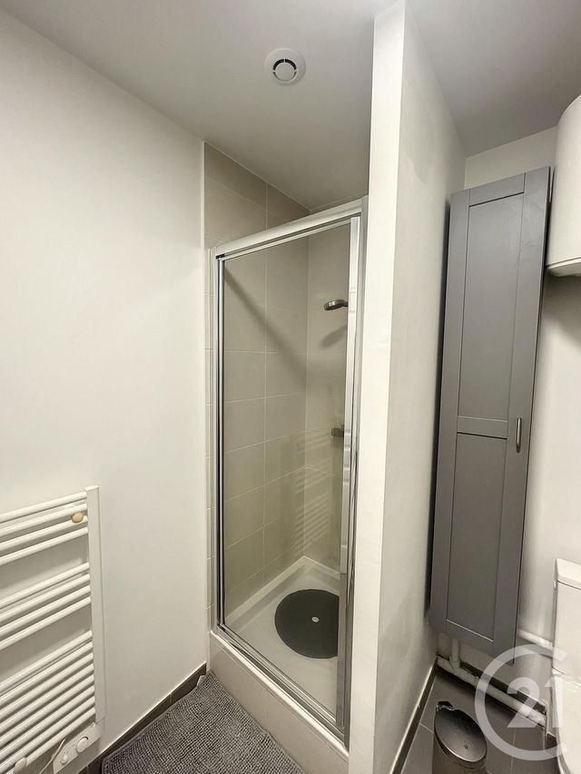 Appartement Studio à louer - 1 pièce - 15.78 m2 - REIMS - 51 - CHAMPAGNE-ARDENNE - Century 21 Martinot Immobilier
