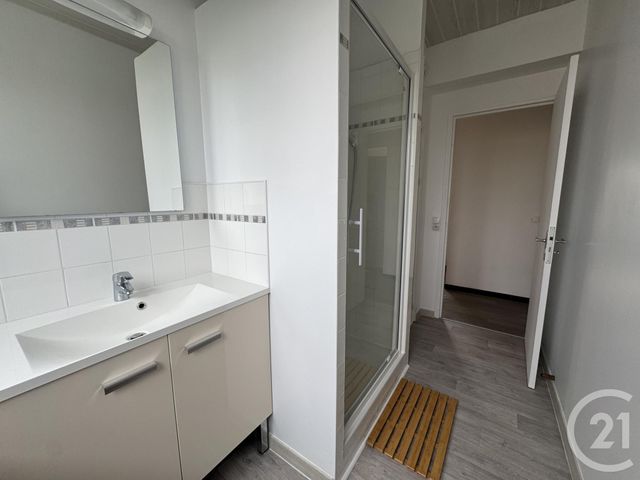 Appartement F3 à louer - 3 pièces - 68.2 m2 - REIMS - 51 - CHAMPAGNE-ARDENNE - Century 21 Martinot Immobilier