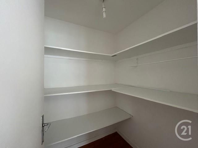 Appartement T4 à louer - 3 pièces - 74.0 m2 - REIMS - 51 - CHAMPAGNE-ARDENNE - Century 21 Martinot Immobilier