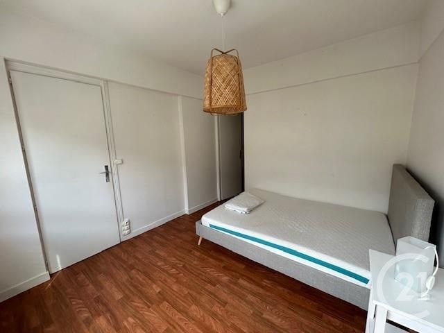 Appartement T4 à louer - 3 pièces - 74.0 m2 - REIMS - 51 - CHAMPAGNE-ARDENNE - Century 21 Martinot Immobilier