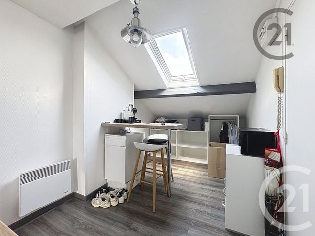 Appartement T1 à vendre - 1 pièce - 23.25 m2 - REIMS - 51 - CHAMPAGNE-ARDENNE - Century 21 Martinot Immobilier