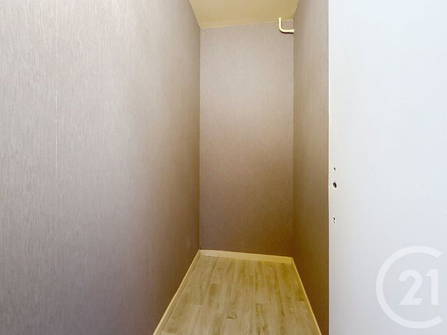 Appartement T2 à louer - 2 pièces - 59.54 m2 - REIMS - 51 - CHAMPAGNE-ARDENNE - Century 21 Martinot Immobilier