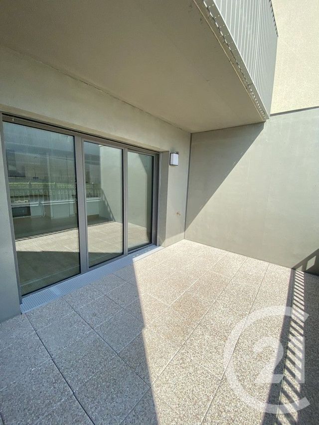 Appartement T2 à louer - 2 pièces - 41.2 m2 - REIMS - 51 - CHAMPAGNE-ARDENNE - Century 21 Martinot Immobilier