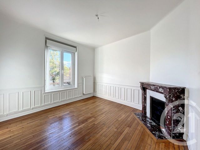 Appartement T3 à louer - 3 pièces - 51.04 m2 - REIMS - 51 - CHAMPAGNE-ARDENNE - Century 21 Martinot Immobilier