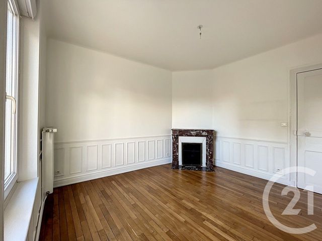 Appartement T3 à louer - 3 pièces - 51.04 m2 - REIMS - 51 - CHAMPAGNE-ARDENNE - Century 21 Martinot Immobilier