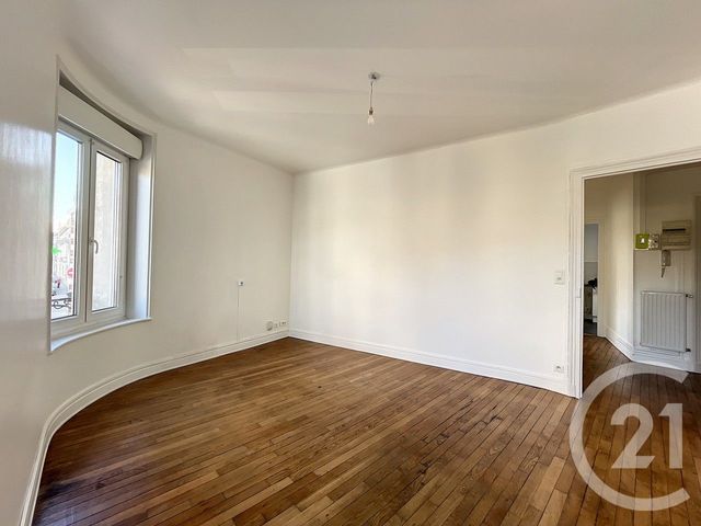 Appartement T3 à louer - 3 pièces - 51.04 m2 - REIMS - 51 - CHAMPAGNE-ARDENNE - Century 21 Martinot Immobilier