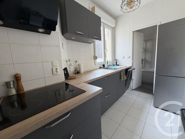 Appartement F3 à louer - 3 pièces - 64.0 m2 - REIMS - 51 - CHAMPAGNE-ARDENNE - Century 21 Martinot Immobilier