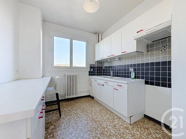 Appartement F3 à vendre - 3 pièces - 68.2 m2 - REIMS - 51 - CHAMPAGNE-ARDENNE - Century 21 Martinot Immobilier