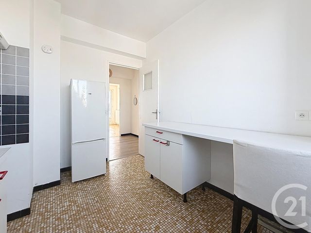 Appartement F3 à vendre - 3 pièces - 68.2 m2 - REIMS - 51 - CHAMPAGNE-ARDENNE - Century 21 Martinot Immobilier