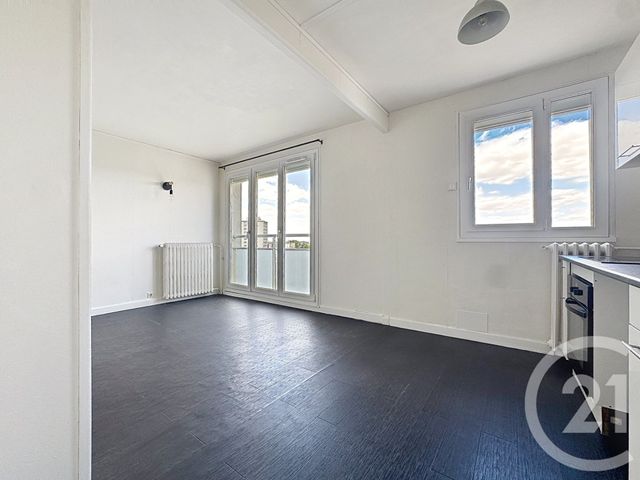 Appartement T2 à vendre - 2 pièces - 42.21 m2 - REIMS - 51 - CHAMPAGNE-ARDENNE - Century 21 Martinot Immobilier
