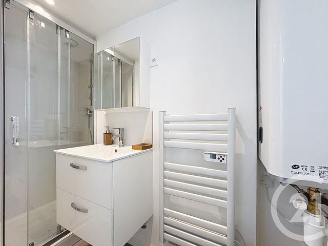 Appartement T1 à louer - 1 pièce - 14.1 m2 - REIMS - 51 - CHAMPAGNE-ARDENNE - Century 21 Martinot Immobilier