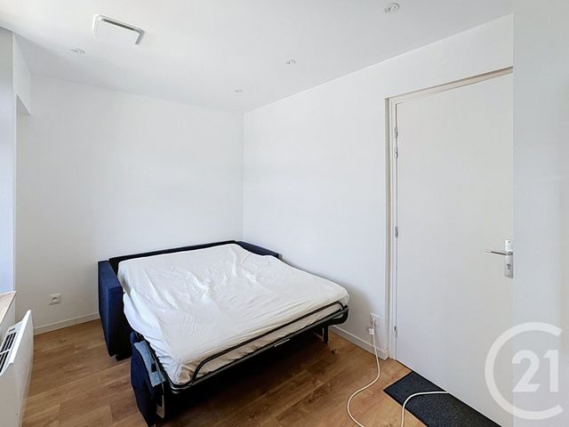 Appartement T1 à louer - 1 pièce - 21.95 m2 - REIMS - 51 - CHAMPAGNE-ARDENNE - Century 21 Martinot Immobilier