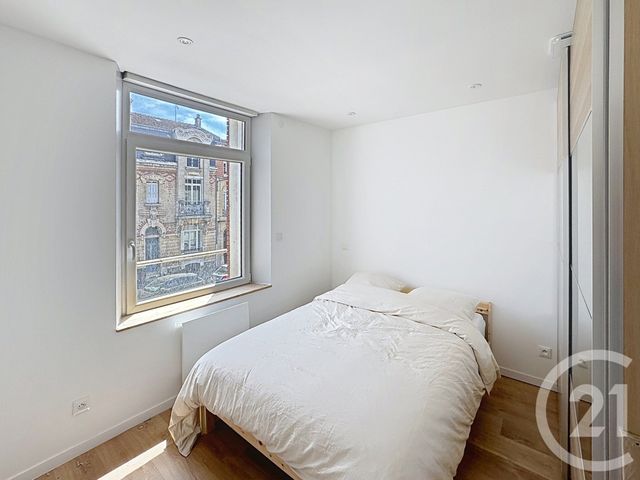Appartement T2 à louer - 2 pièces - 27.77 m2 - REIMS - 51 - CHAMPAGNE-ARDENNE - Century 21 Martinot Immobilier